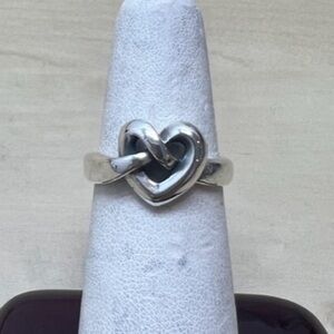 Retired James Avery Sterling silver 925 Love Knot Ring